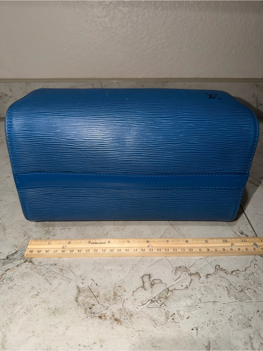 Authentic Louis Vuitton Blue Epi Leather Speedy - Picture 3 of 15